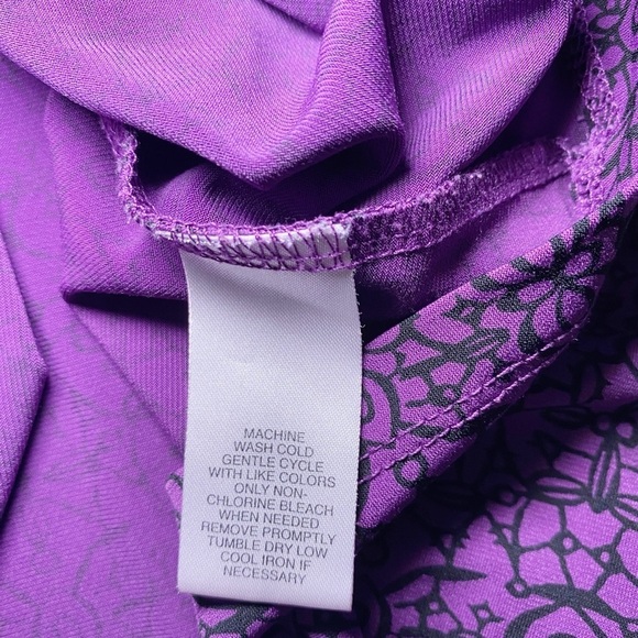 Designers Originals Purple‎ and Black Top - Picture 8 of 12